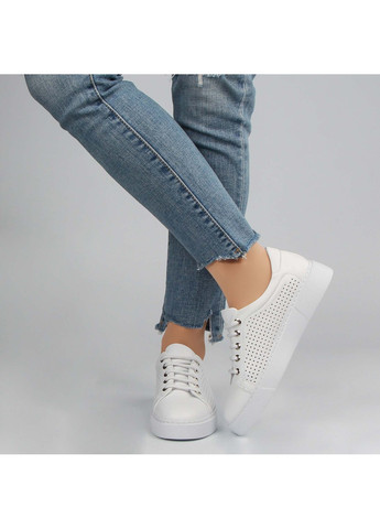 Белые демисезонные женские кроссовки 197174 Buts