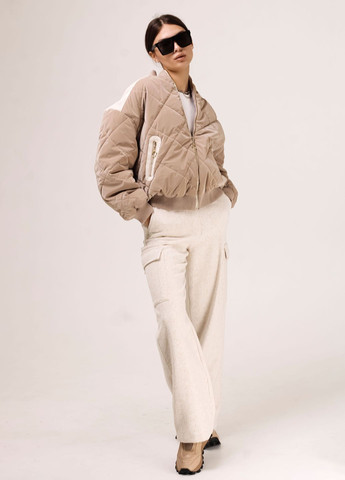 Светло-бежевая демисезонная костюм женский светло-бежевый (брюки + куртка) Phardi