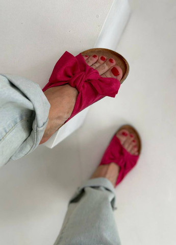 Розовые шлепанцы Vakko