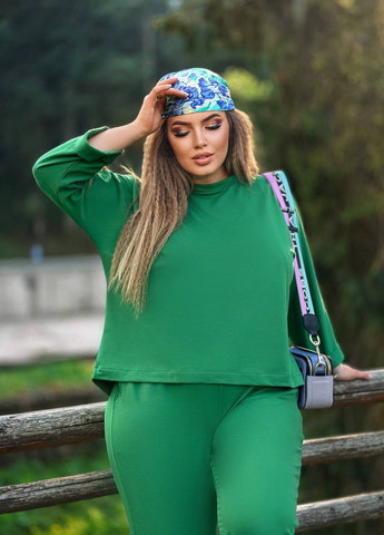Жіночий прогулянковий костюм колір зелений р.50/52 440975 New Trend (263133950)