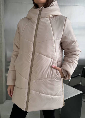 Бежева зимня куртка стьогана з капюшоном Украина UM Butik