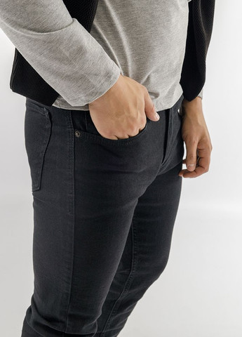 Чоловічі джинси колір чорний ЦБ-00227236 Yuki (260630391)