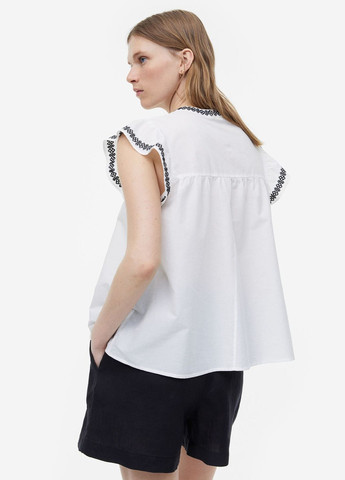 Біла літня вишита блуза H&M