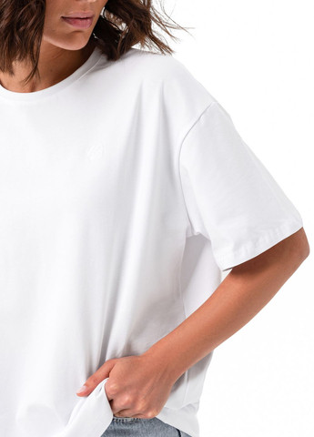 Белая всесезон футболка базовая белый Emass