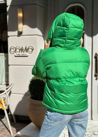 Зеленая зимняя женская зимняя короткая куртка электрик 51382 Visdeer