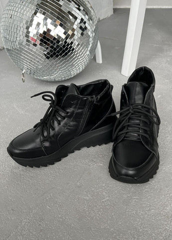 Черные демисезонные комфортные и стильные демисезонные кроссовки из натуральной кожи InFashion Кросівки