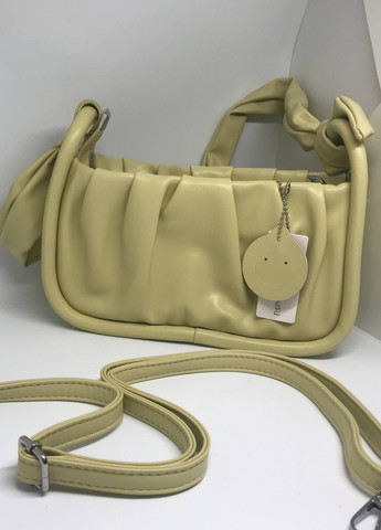 Женская сумочка с ремешком цвет темно желтый 436072 New Trend (259501404)