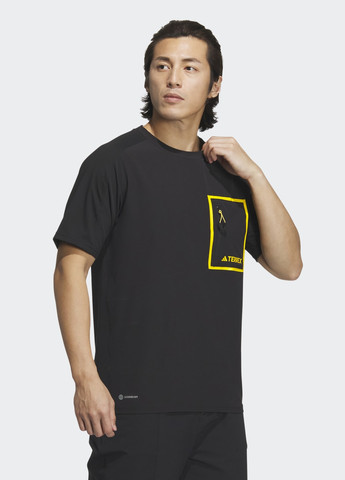 Черная футболка national geographic adidas