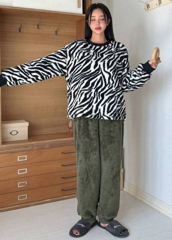 Оливковая (хаки) женская пижама мех тедди No Brand