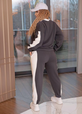 Женский спортивный костюм серого цвета р.50/52 391673 New Trend (257627616)