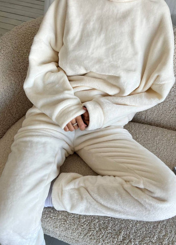 Приємний до тіла костюм-піжама з турецької махри, теплий домашній костюм No Brand 503 (265014363)