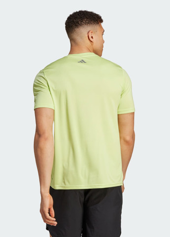 Зелена футболка hiit graphic training adidas
