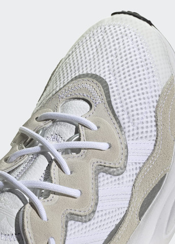 Белые всесезонные кроссовки ozweego adidas