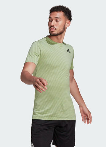 Салатовая футболка adidas Tennis Freelift