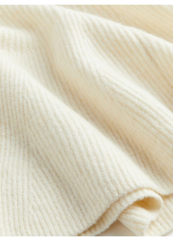 Молочний демісезонний жіночий в'язаний светр з воланом н&м (56560) s молочний H&M