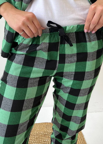 Зелена всесезон піжамний жіночий комплект у клітинку зелено/чорний футболка + штани Cosy