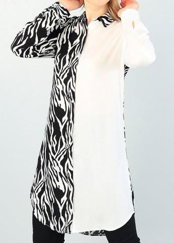 Сорочка подовжена жіноча чорно-білого кольору Let's Shop (276963737)