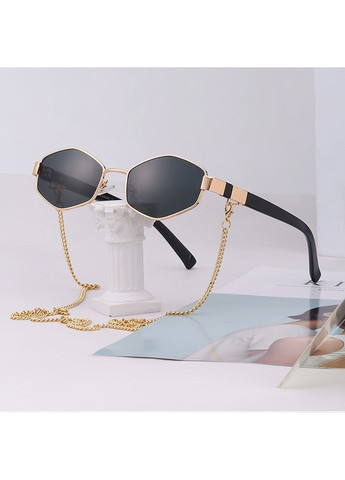 Солнцезащитные очки шестигранные c цепочкой Delight черные с золотом No Brand (277979512)