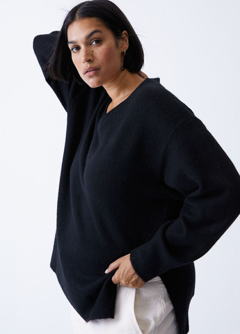Черный зимний свитер большого размера из мягкого трикотажа H&M