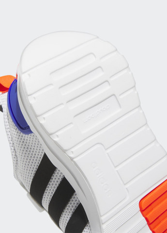Білі всесезонні кросівки racer tr21 adidas