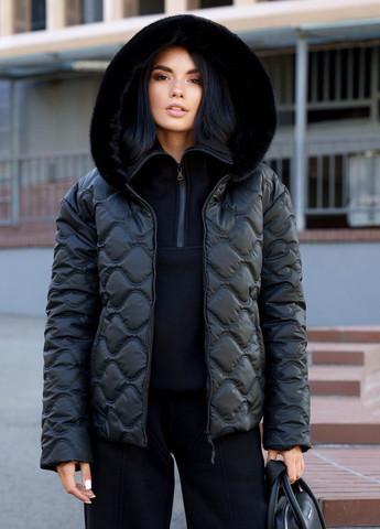 Чорна зимня стильна коротка куртка на утеплювачі чорного кольору Jadone Fashion Курточка