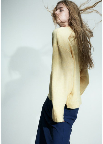 Желтый демисезонный женский свитер тонкой вязки н&м (56408) xs жёлтый H&M