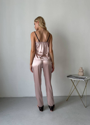 Рожева всесезон піжамний комплект топ + шорти + штани майка + шорти Vakko