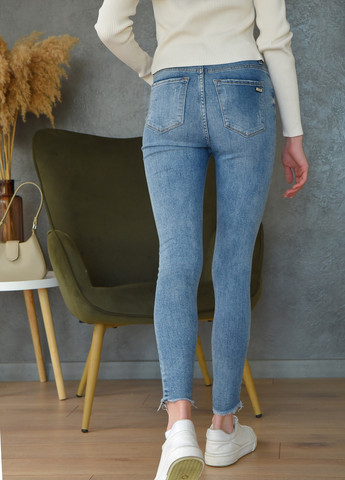 Голубые демисезонные зауженные джинсы подростковые голубого цвета размер 30 Let's Shop
