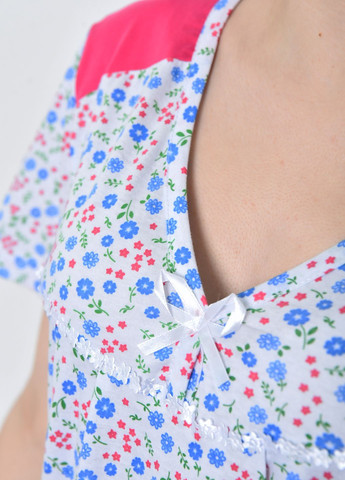 Ночная рубашка женская батальная белого цвета с цветочным принтом Let's Shop (271958487)