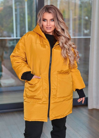 Горчичная женская теплая куртка цвет горчичный р.54/56 445000 New Trend