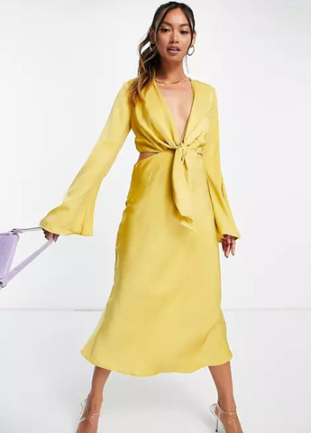 Желтое вечернее платье миди с открытой спинкой жёлтое с открытой спиной Asos