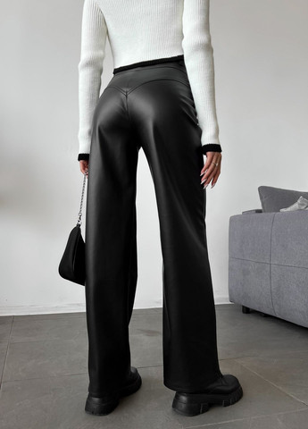 Черные кэжуал демисезонные брюки Larionoff