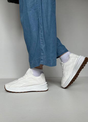 Белые демисезонные кроссовки женские No Brand