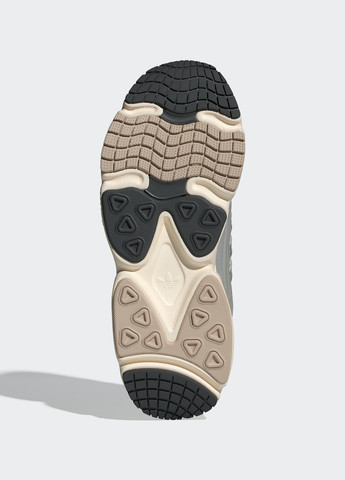 Білі всесезонні кросівки ozmillen adidas