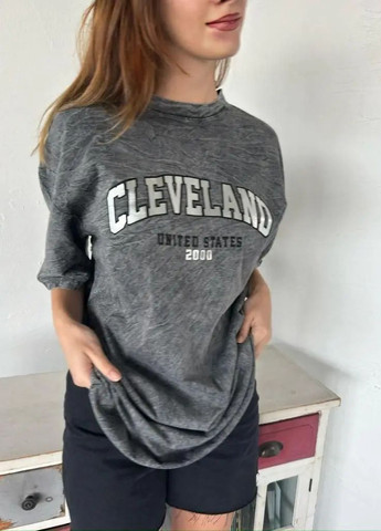 Сіра футболка туніка з надписом сріблом cleveland You Best