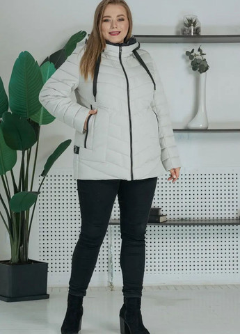 Бежевая демисезонная демисезонная женская куртка большого размера SK
