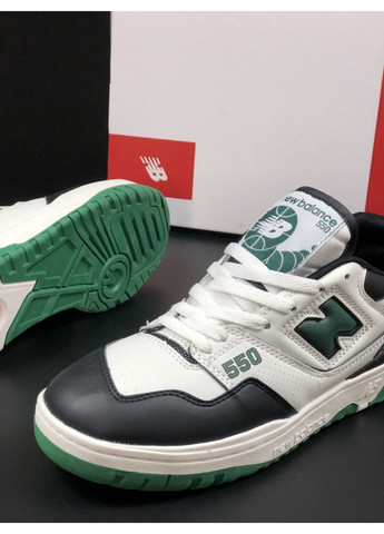 Білі Осінні чоловічі кросівки білі із зеленим «no name» New Balance 550