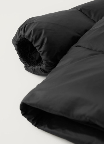 Черная зимняя детское пальто-пуховик зимний 0562/740 черный Zara