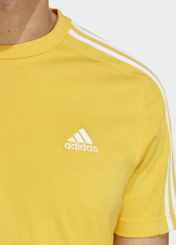 Золотая футболка essentials single jersey 3-stripes adidas