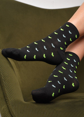 Шкарпетки жіночі демісезонні чорного кольору розмір 36-40 Let's Shop (277983322)