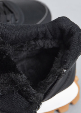 Чорні зимовий кросівки жіночі на хутрі чорного кольору Let's Shop