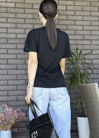 Чорна літня футболка жіноча чорного кольору з малюнком Let's Shop