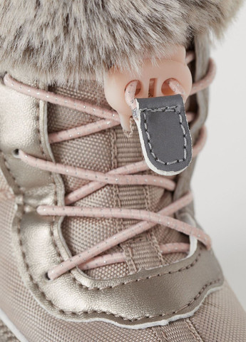 Светло-розовые кэжуал зимние зимние ботинки на девочку 29 размер светло-розовый металлик 0752077002 H&M