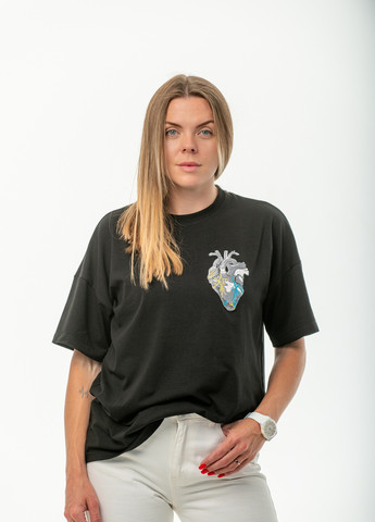 Чорна унісекс футболка з вишивкою "сталеве серце" з коротким рукавом VINCA