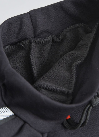 Спортивні штани дитячі для хлопчика на флісі чорного кольору Let's Shop (270364901)