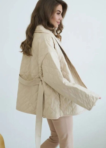 Бежевая демисезонная куртка женская из эко кожи бежевого цвета Let's Shop