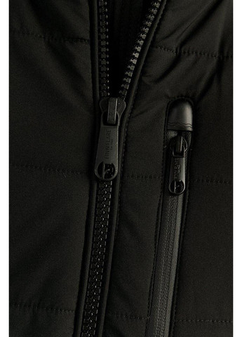 Чорна демісезонна куртка a19-42014-200 Finn Flare