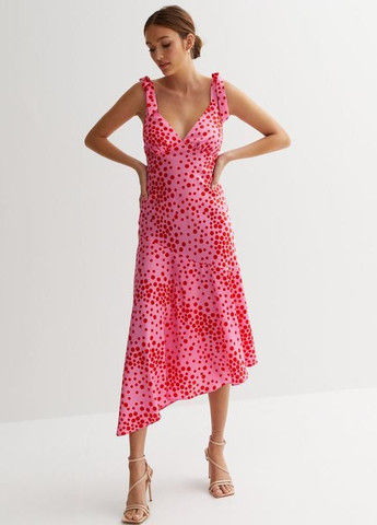 Рожева сукня міді атласна у горошок New Look