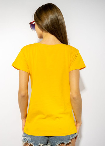 Желтая летняя футболка женская с надписью (желтый) Time of Style