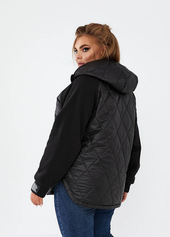 Черная женская демисезонная куртка черного цвета р.48/50 376056 New Trend